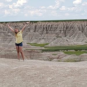 Meet your Posher, Shera